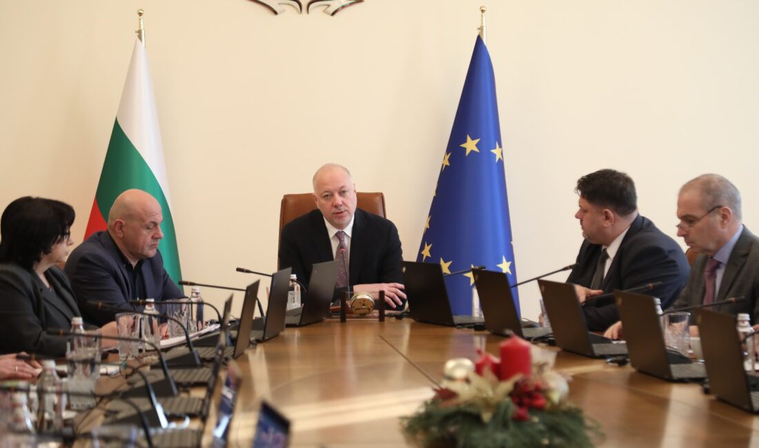 Başbakan Rosen Jelyazkov, bugünkü /15.12.2025/ Bakanlar Kurulu toplantısının başında yaptığı