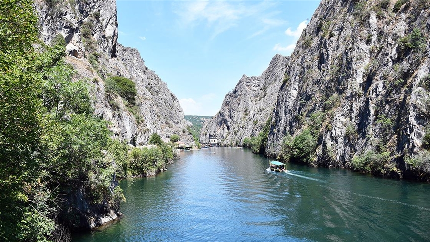 Kuzey Makedonya’nın başkenti Üsküp’e 25 kilometre uzaklıkta yer alan ve