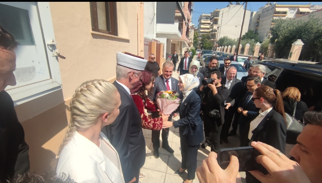 Dr. Sadık Ahmet'i anma törenine katılmak için Batı Trakya'ya gelen