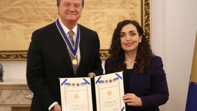 2026-01-13 Kosova Cumhurbaşkanı Vjosa Osmani, Türk spor yöneticisi Hasan Arat’a,