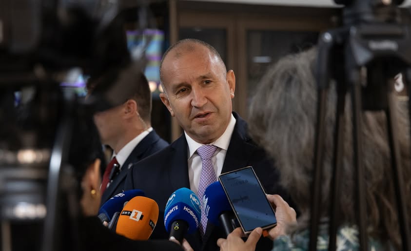 Rumen Radev, Borisov’a Yönelik Sert Eleştiriler Bulgaristan Cumhurbaşkanı Rumen Radev,