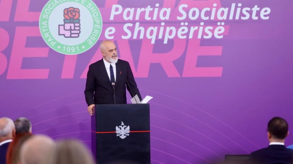 Arnavutluk Sosyalist Partisi tarafından düzenlenen Asambleja Kombëtare toplantısında, ülkenin 2030