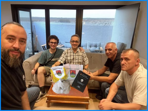 Kosovalı İş Adamları, Arnavutluk’a Değerli Madenlerden Oluşan Hediyeyi Sundu İstanbul’da