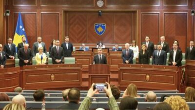 Vetëvendosje Hareketi Genel Başkanı ve yeni hükümeti kurmakla görevlendirilen Albin