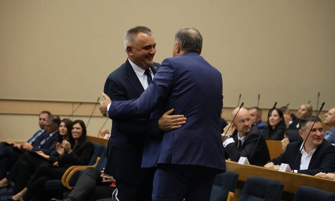 Demokratik Hareket Partisi Başkanı Dodik’ten Tebrik Mesajı Demokratik Hareket Partisi