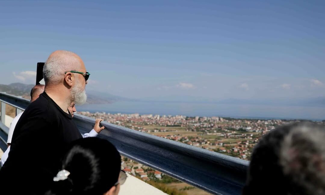 Qukës Kafë Plloçë Aksı Ulaşıma Açıldı Arnavutluk’ta uzun süredir beklenen