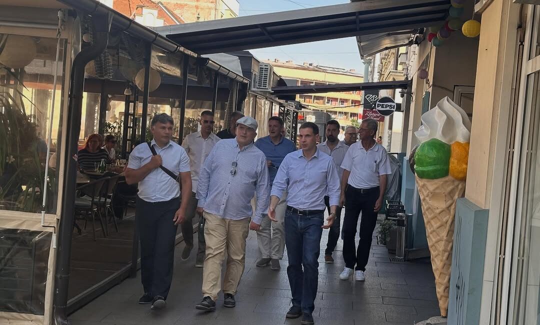 Miloš Jovanović’ten Sırbistan’a Mesajı Sırbistan’ı dolaşan Miloš Jovanović, Çaçak’ta yaptığı