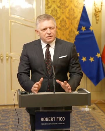 Robert Fico’nun AB’ye Yönelik Eleştirileri Slovakya eski Başbakanı Robert Fico,