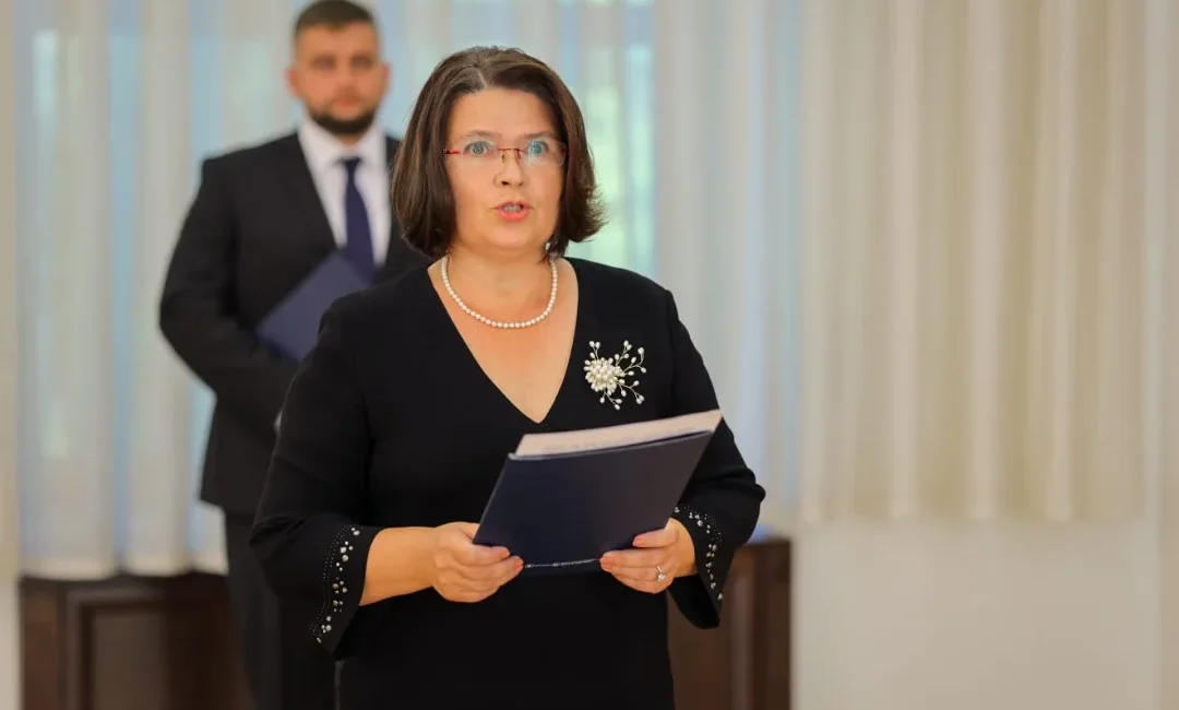 Makedonya’da Yeni Büyükelçi Görevine Başladı Makedonya Cumhurbaşkanı Gordana Siljanovska Davkova,