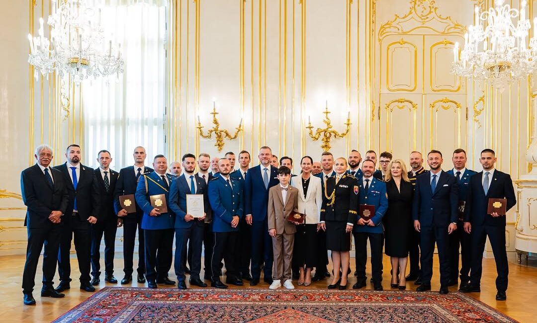 Cesko’da Yaşam Kurtaran Kahramanlar Onurlandırıldı Bugün, Cumhurbaşkanlığı Sarayı’nda Cesko’da yaşam