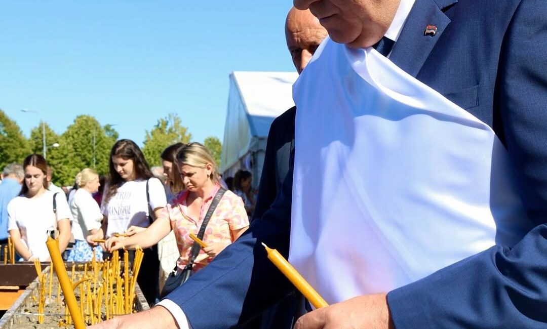 Dodik’ten Amerikan Vatandaşının Anısına Anlamlı Jest Demokratik Hareket Partisi Başkanı