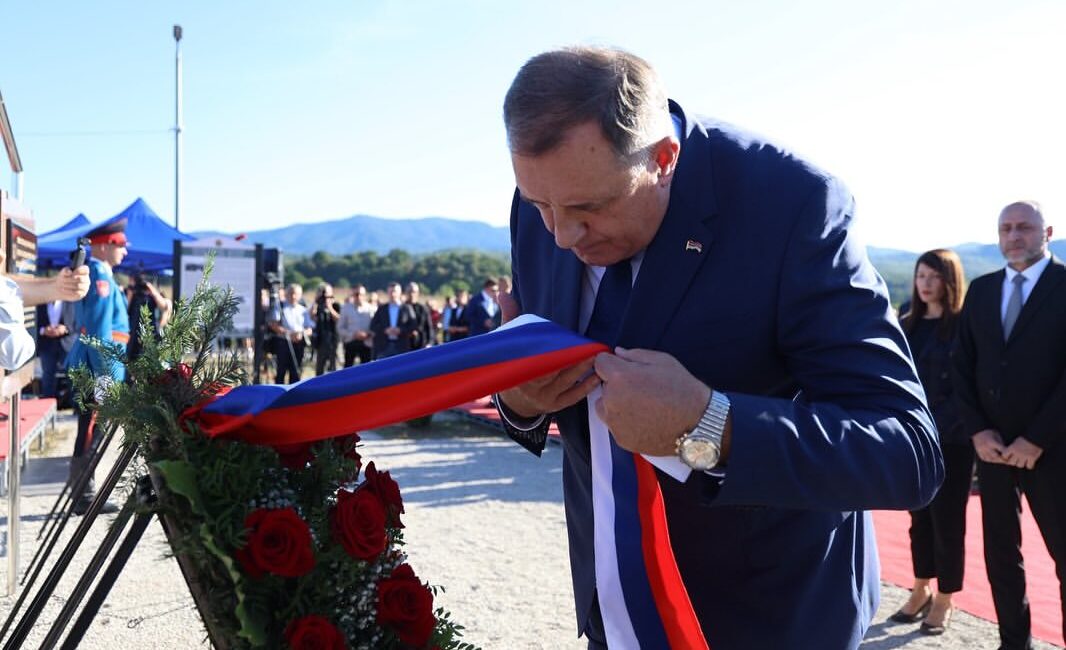 Dodiktan Sırp Cumhuriyeti’ne Yönelik Mемоriyal Merkez Projesi Demokratik Hareket Partisi