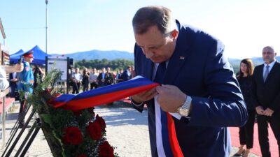 Dodiktan Sırp Cumhuriyeti’ne Yönelik Mемоriyal Merkez Projesi Demokratik Hareket Partisi