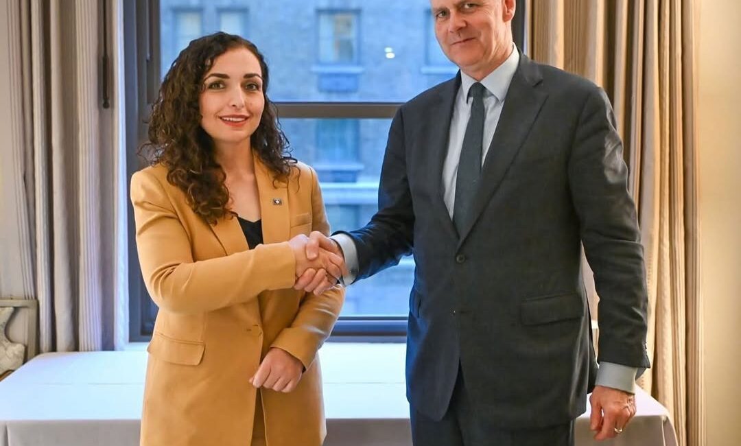 Kosova Cumhurbaşkanı Osmani’den NATO’ya Teşekkür Kosova Cumhurbaşkanı Vjosa Osmani, New