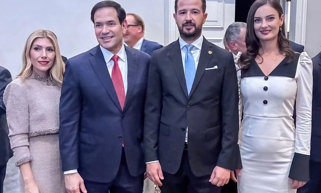 Montenegro Devlet Başkanı Trump ile Görüştü Montenegro Devlet Başkanı Jakov
