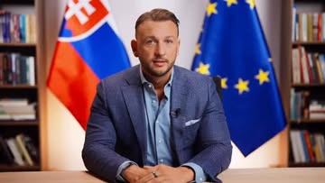 Slovakya Parlamentosunda Tarihi Anayasa Değişikliği Slovakya’da bugün, ülke için tarihi