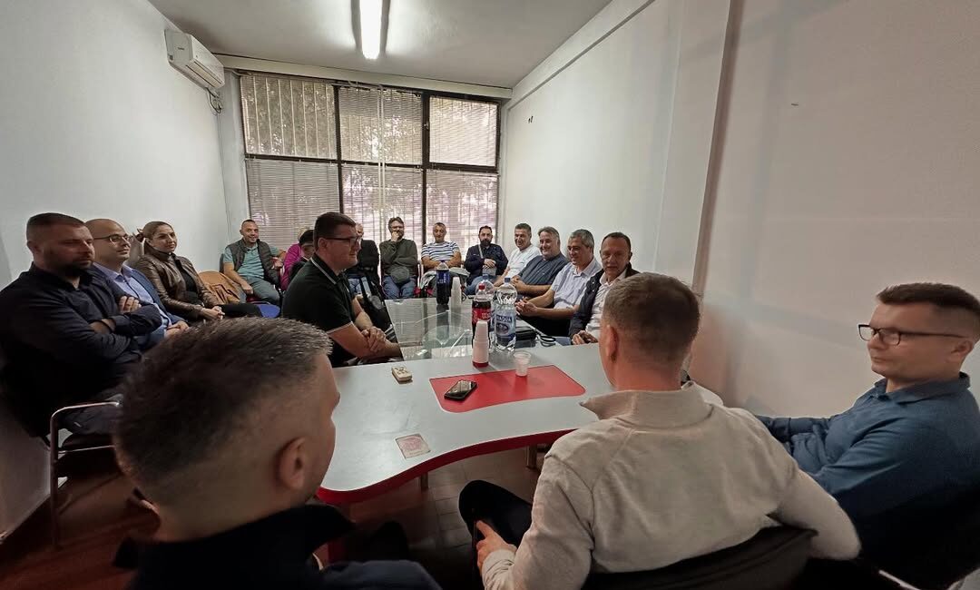 Sırbistan Tarımının Geleceği Tartışılıyor Srem Mitrovica’da düzenlenen bir forumda, Sırbistan’ın