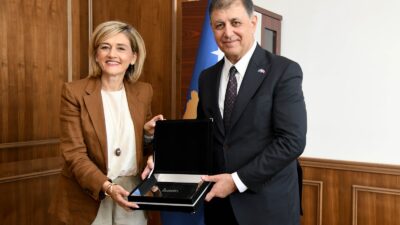 İzmir Büyükşehir Belediye Başkanı Dr. Cemil Tugay, Kosova’daki çalışma ziyareti