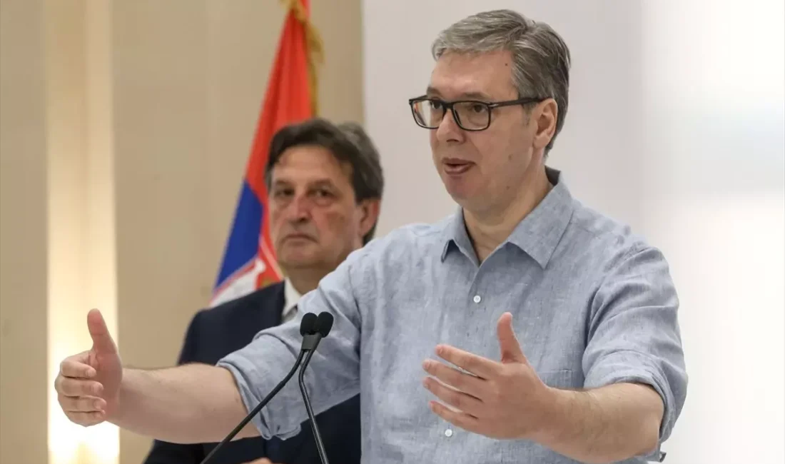 Haberin Videosunu İzleyin Sırbistan Cumhurbaşkanı Aleksandar Vucic, İsrail’in İran’a saldırıları