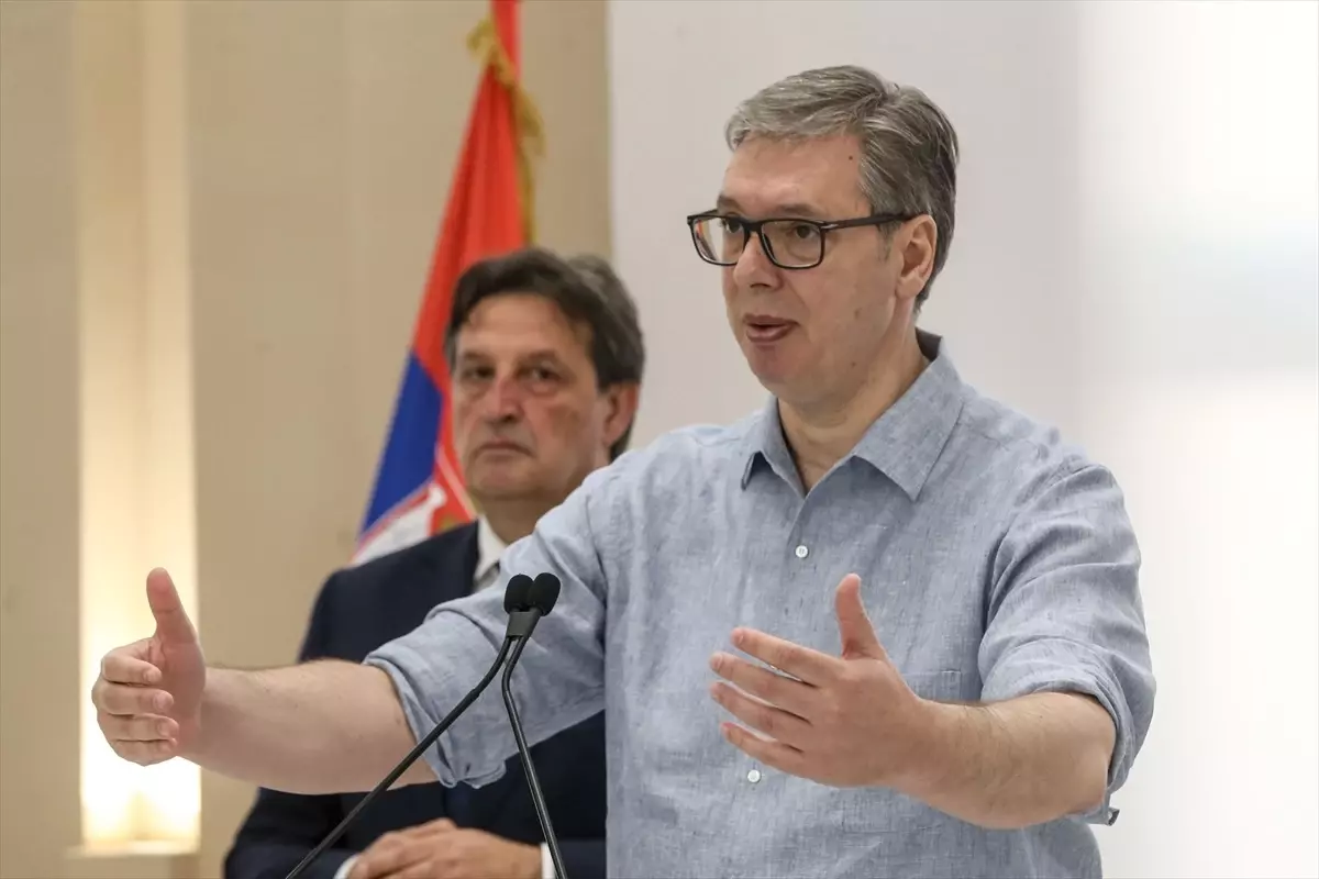 Haberin Videosunu İzleyin Sırbistan Cumhurbaşkanı Aleksandar Vucic, İsrail’in İran’a saldırıları